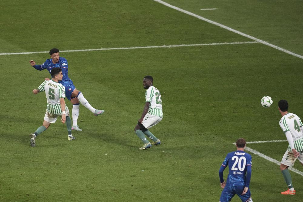 国米小将博沃：首秀的感觉难以置信；我的偶像的是恰尔汗奥卢